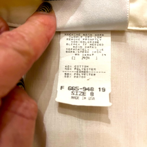 Vintage Ivory Monochromatic High Waisted Pants & Lace Ruffled Blouse Outfit - Picture 4 of 7